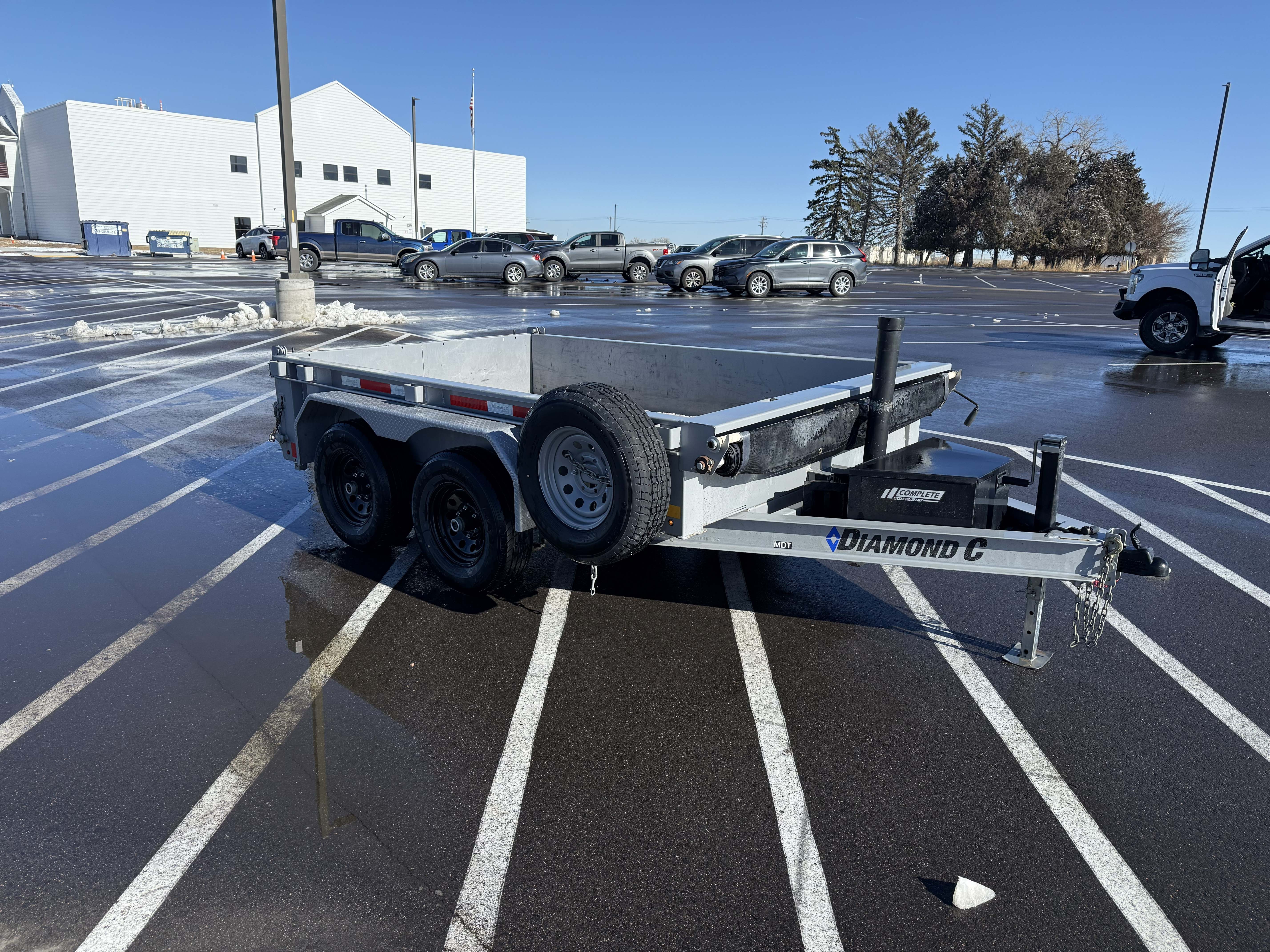 Dump trailer photo 5